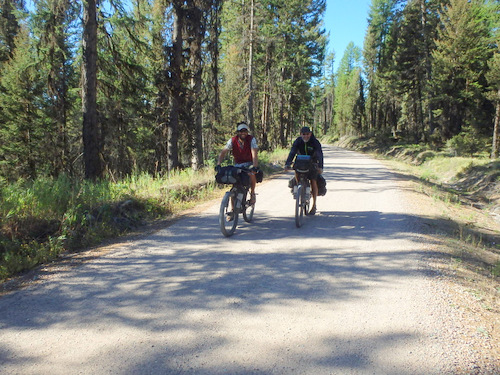 GDMBR: Northbound Cyclists Ahead.